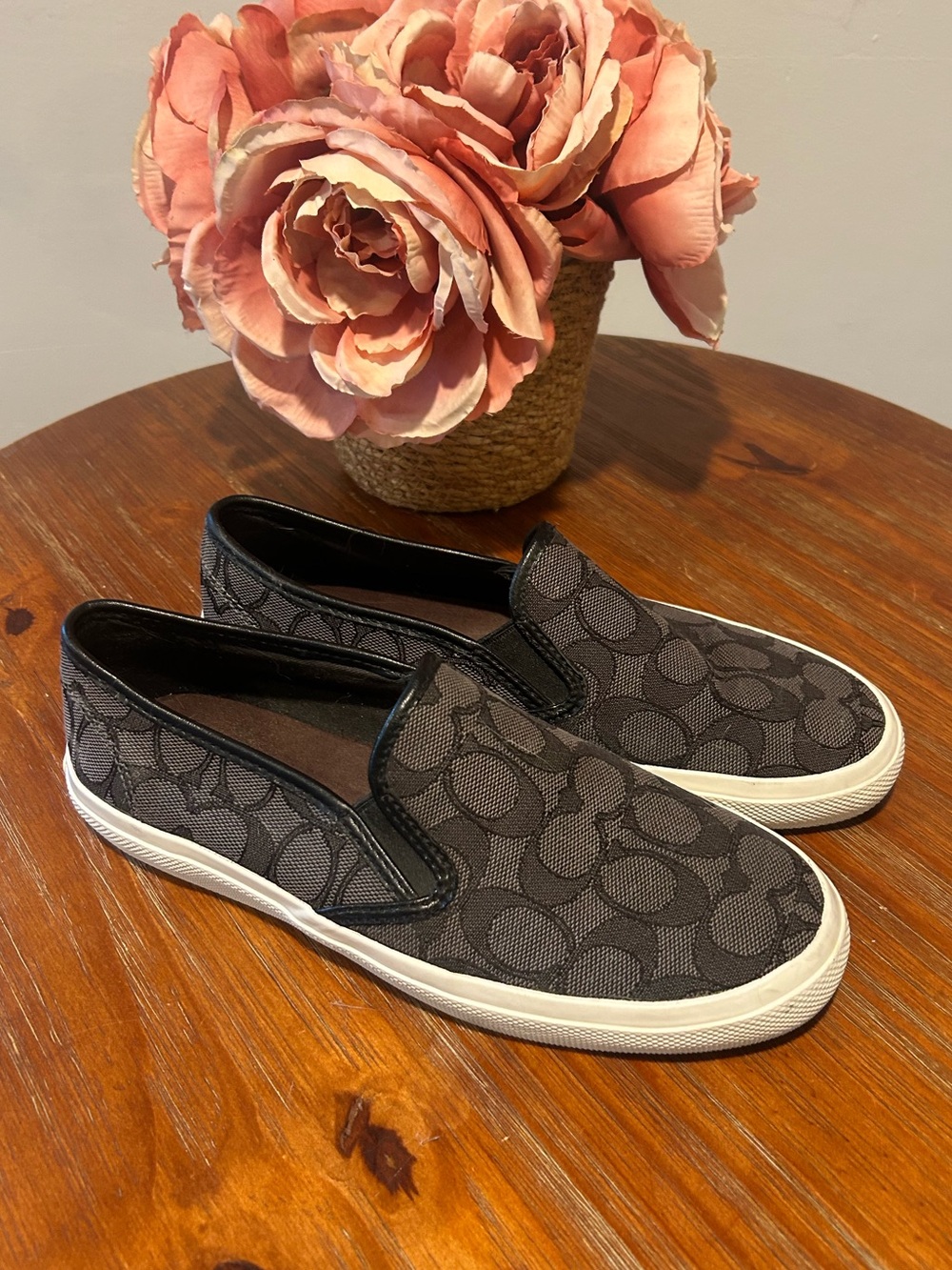 COACH Chrissy Signature Monogram Slip-On Sneakers Women’s Size 7